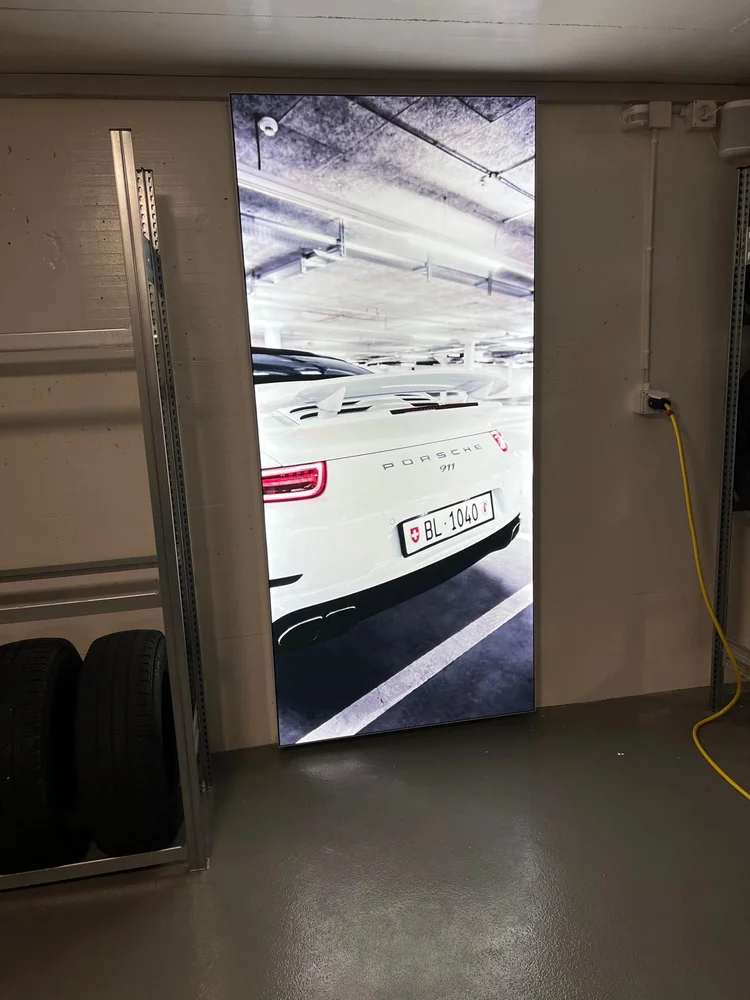 Vehicle image in portrait format in the workshop